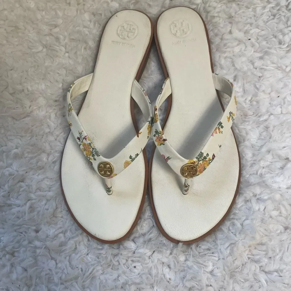Tory Burch leather beige Floral thong Sandals gold tone logo accent SZ9